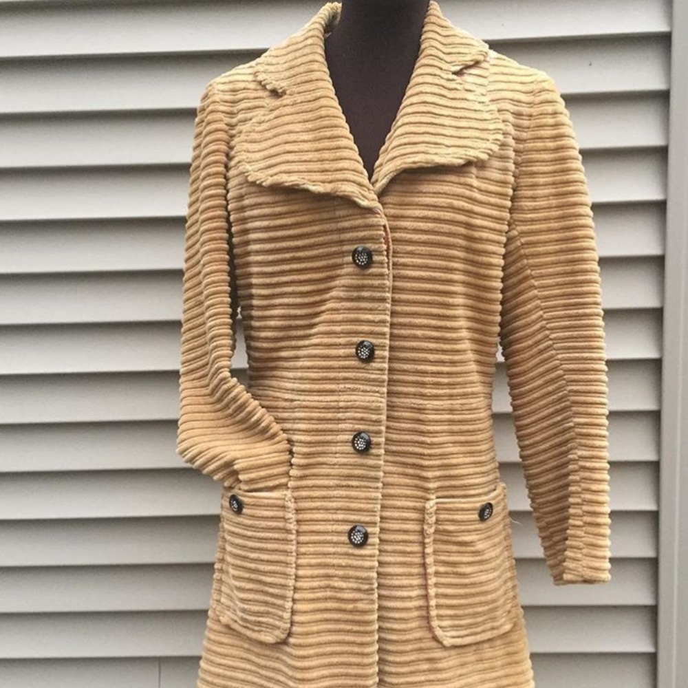 Peach-Lined Tan 1970s Artbro True Vintage Jacket
